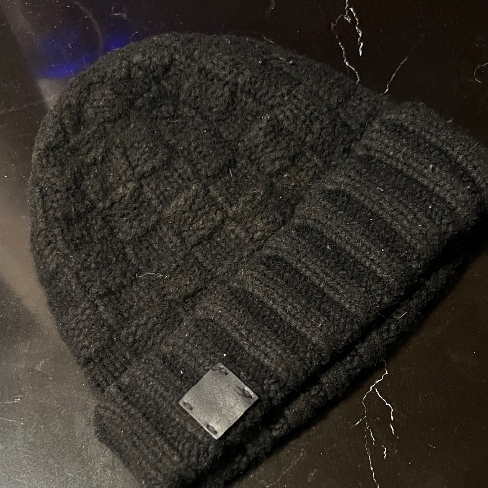 Louis Vuitton Black Cashmere Beanie